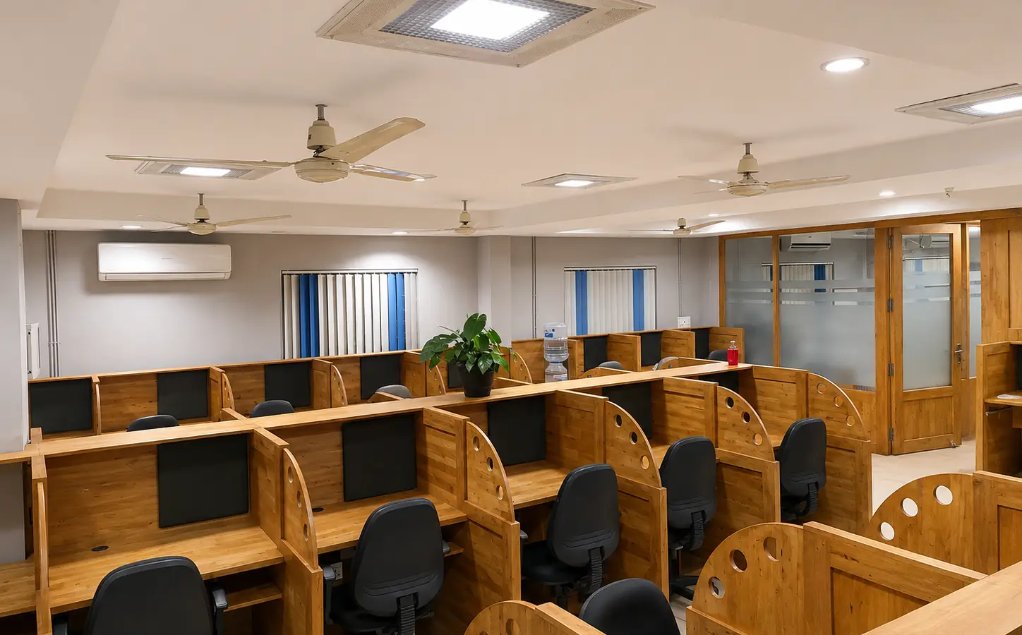 Spunic NIT Calicut Coworking Desks